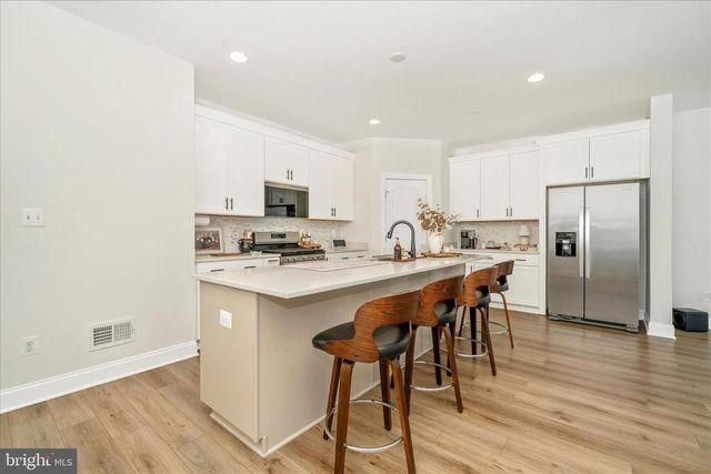 19604 LAVENDER LN, Hagerstown, MD 21742