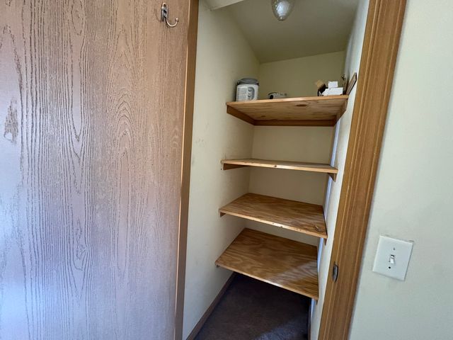 221 N 9th Street, Rochelle, IL 61068