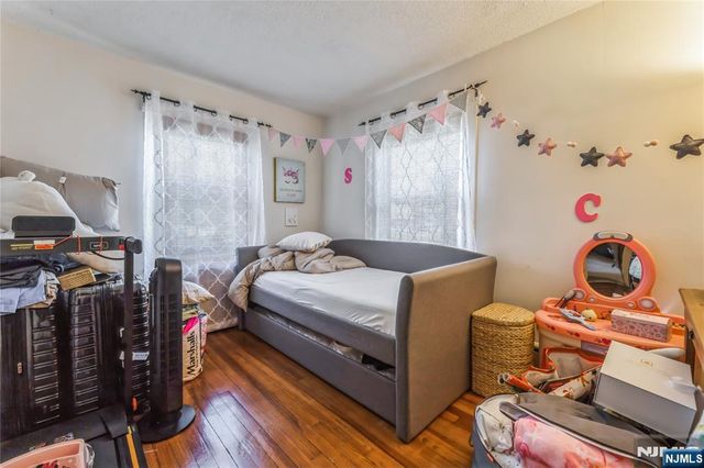 87 Palisade Avenue, Emerson, NJ 07630