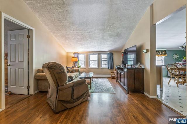 87 Palisade Avenue, Emerson, NJ 07630