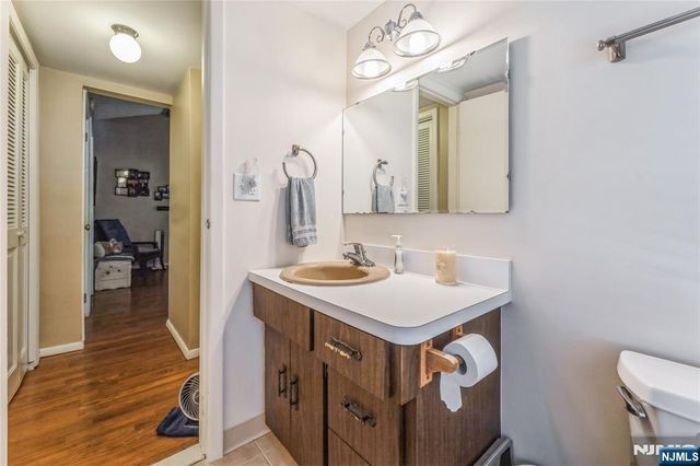 87 Palisade Avenue, Emerson, NJ 07630