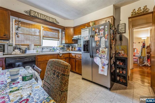 87 Palisade Avenue, Emerson, NJ 07630