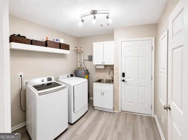 149 Marina Circle, Jackson, GA 30233