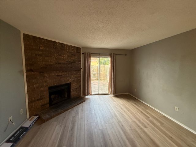 701 Lee Street 2A, Mesquite, TX 75149