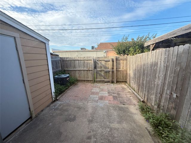 701 Lee Street 2A, Mesquite, TX 75149