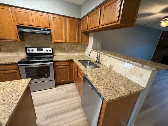 701 Lee Street 2A, Mesquite, TX 75149