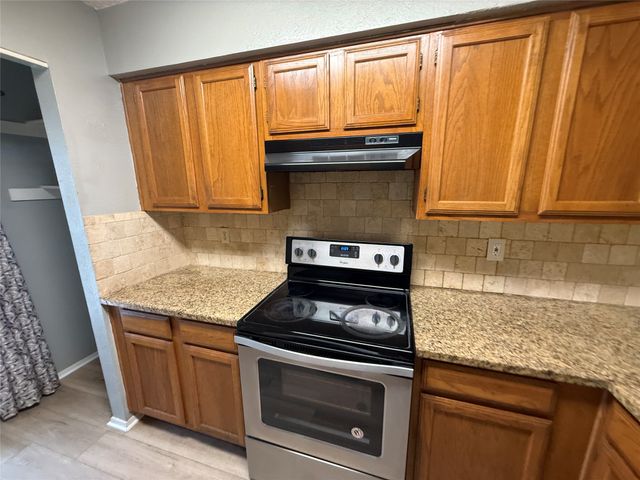 701 Lee Street 2A, Mesquite, TX 75149