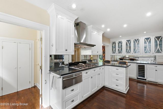 4316 Glenview Ave, Glenview, KY 40025