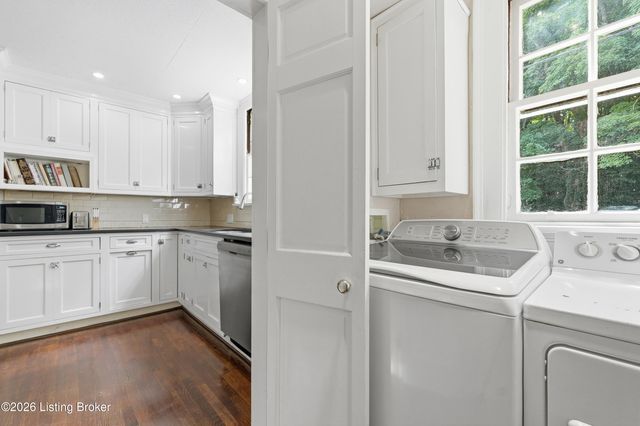 4316 Glenview Ave, Glenview, KY 40025