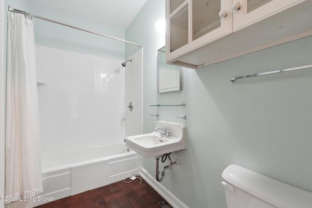 4316 Glenview Ave, Glenview, KY 40025