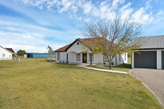 6608 Old Orchard Court, Joshua, TX 76058