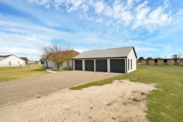 6608 Old Orchard Court, Joshua, TX 76058