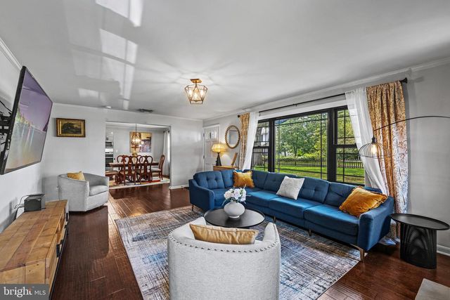 75 S COLONIAL AVE, Westminster, MD 21157