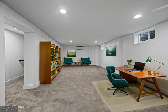 75 S COLONIAL AVE, Westminster, MD 21157