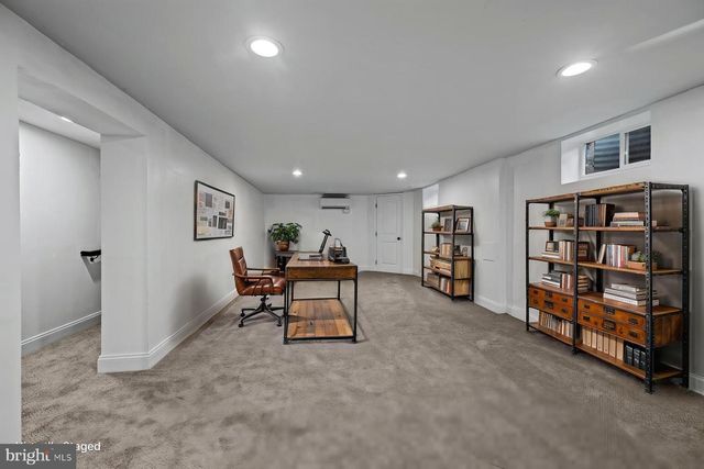 75 S COLONIAL AVE, Westminster, MD 21157