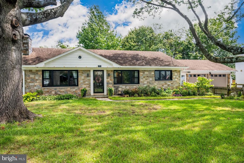75 S COLONIAL AVE, Westminster, MD 21157