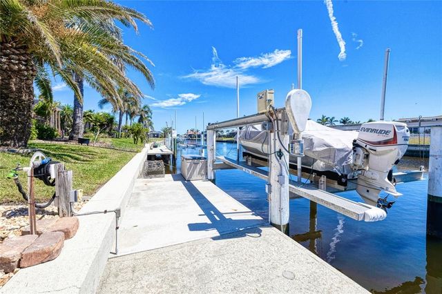 815 VIA FORMIA, Punta Gorda, FL 33950