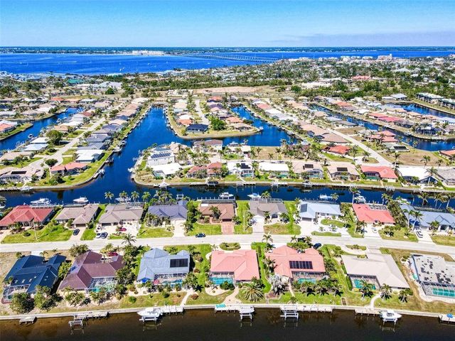 815 VIA FORMIA, Punta Gorda, FL 33950