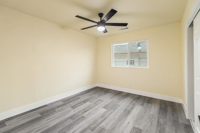 1676 W Putnam Avenue, Porterville, CA 93257