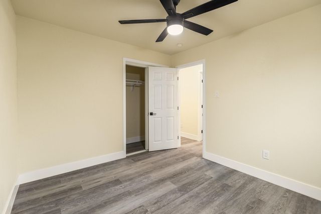 1676 W Putnam Avenue, Porterville, CA 93257