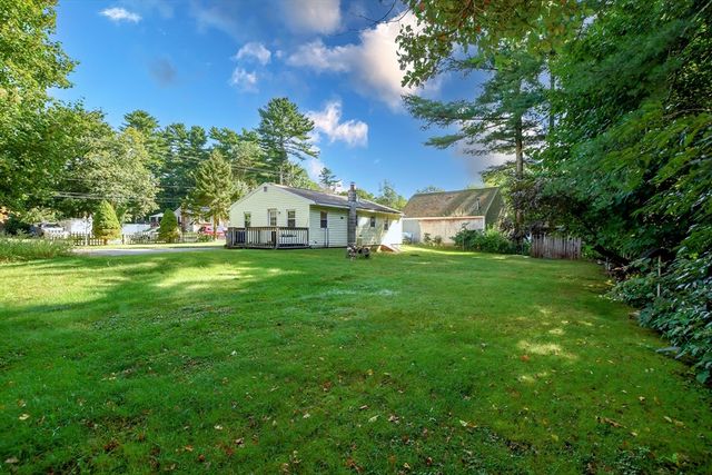 9 White Pine Ave, Wareham, MA 02576