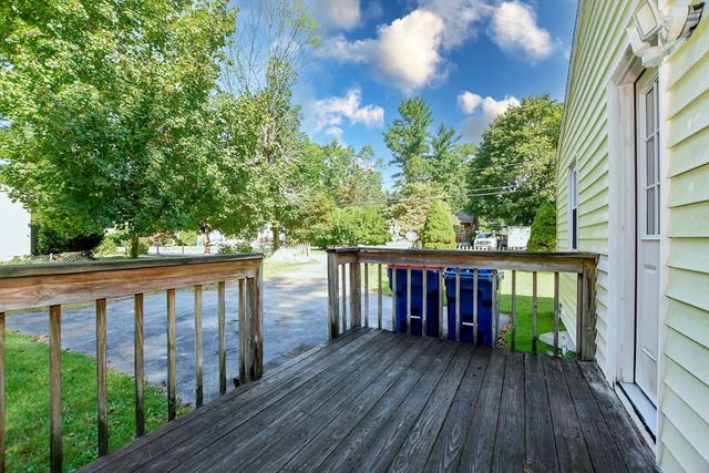 9 White Pine Ave, Wareham, MA 02576