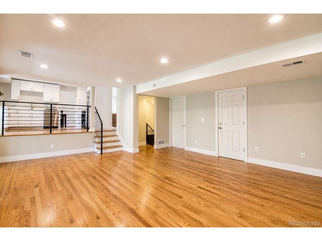 7197 S Fairfax Ct, Centennial, CO 80122