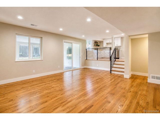 7197 S Fairfax Ct, Centennial, CO 80122