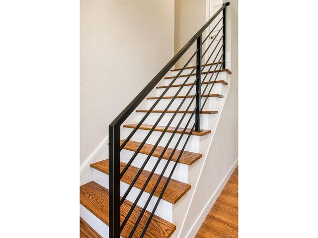 7197 S Fairfax Ct, Centennial, CO 80122