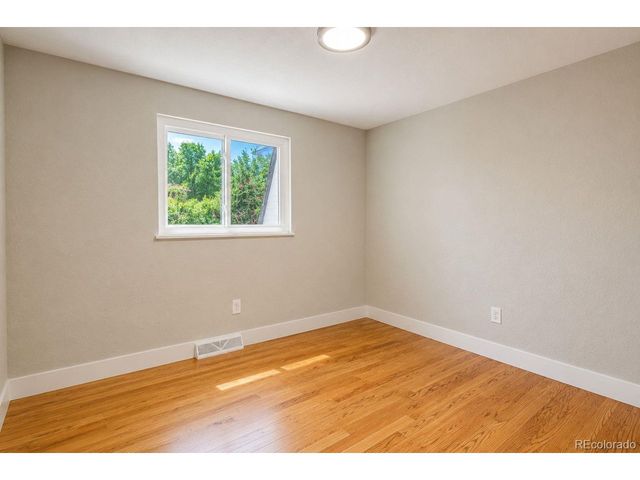 7197 S Fairfax Ct, Centennial, CO 80122