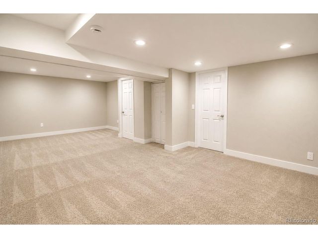 7197 S Fairfax Ct, Centennial, CO 80122