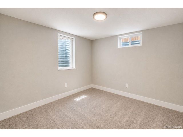 7197 S Fairfax Ct, Centennial, CO 80122