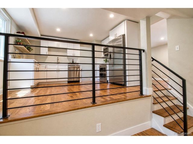7197 S Fairfax Ct, Centennial, CO 80122