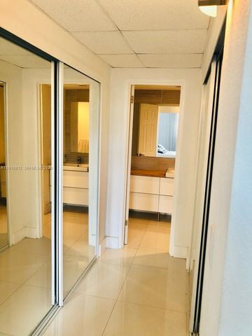 4001 S Ocean Drive 2H, Hollywood, FL 33019