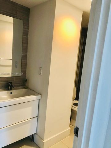 4001 S Ocean Drive 2H, Hollywood, FL 33019