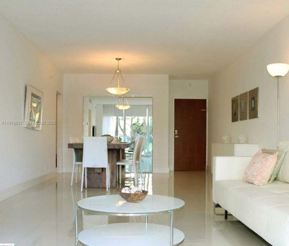 4001 S Ocean Drive 2H, Hollywood, FL 33019