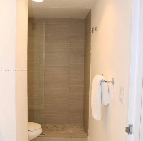 4001 S Ocean Drive 2H, Hollywood, FL 33019