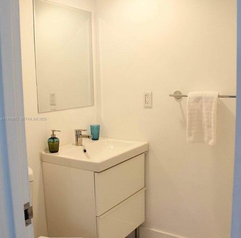 4001 S Ocean Drive 2H, Hollywood, FL 33019