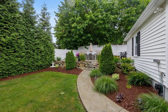40 County St 2, Peabody, MA 01960