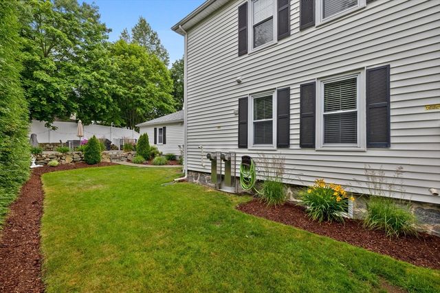 40 County St 2, Peabody, MA 01960