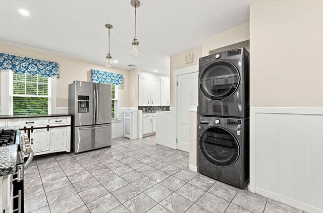 40 County St 2, Peabody, MA 01960