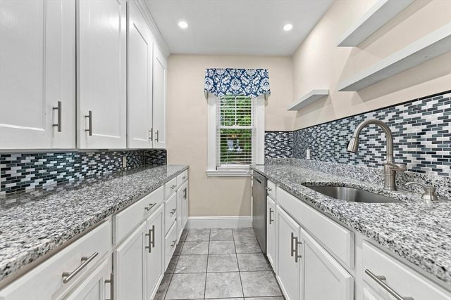40 County St 2, Peabody, MA 01960