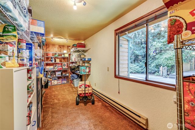 21988 Urdahl Road NW, Poulsbo, WA 98370