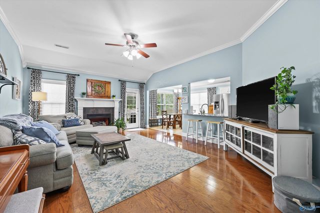 518 Bell Circle, Huntsville, AL 35811
