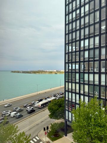 900 N LAKE SHORE Drive 812, Chicago, IL 60611