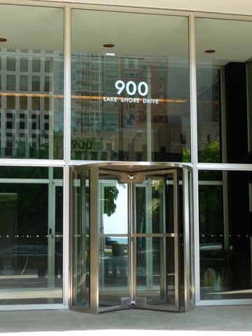 900 N LAKE SHORE Drive 812, Chicago, IL 60611