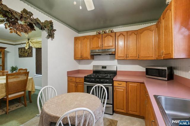 220 Garfield Avenue, Jersey City, NJ 07305