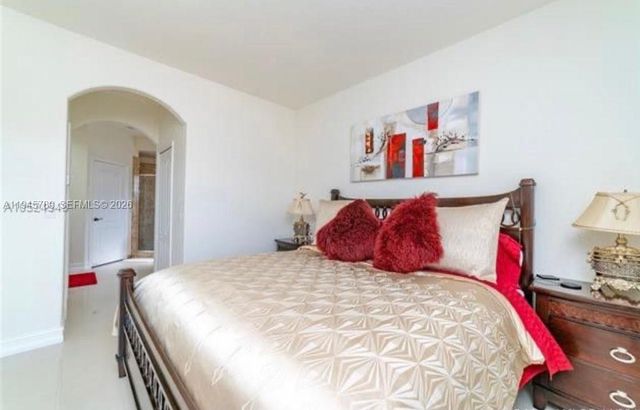 16588 SW 44 Street, Kendall, FL 33185