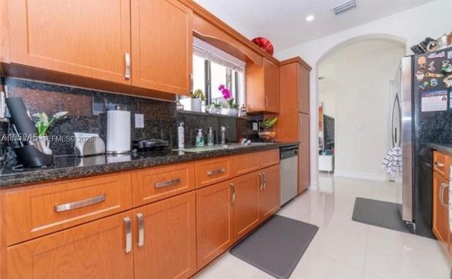 16588 SW 44 Street, Kendall, FL 33185