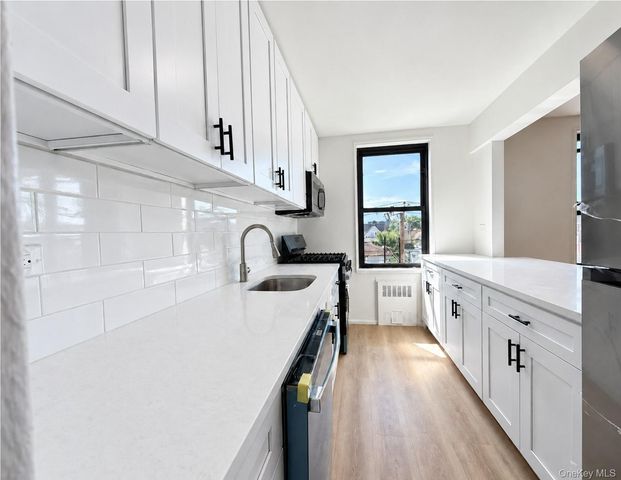 10-40 Neilson Street 3N, Far Rockaway, NY 11691